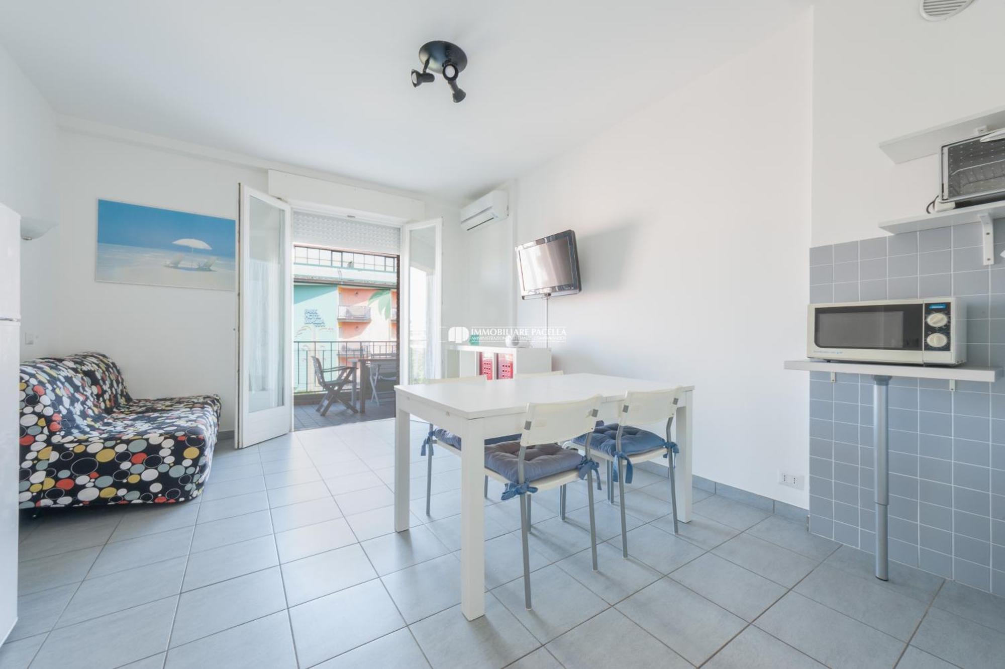 Residence Puerto Del Sol Immobiliare Pacella ลิโดดิเยโซโล ภายนอก รูปภาพ