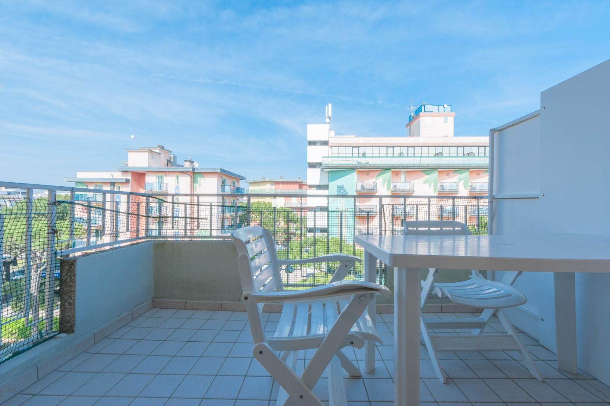 Residence Puerto Del Sol Immobiliare Pacella ลิโดดิเยโซโล ภายนอก รูปภาพ