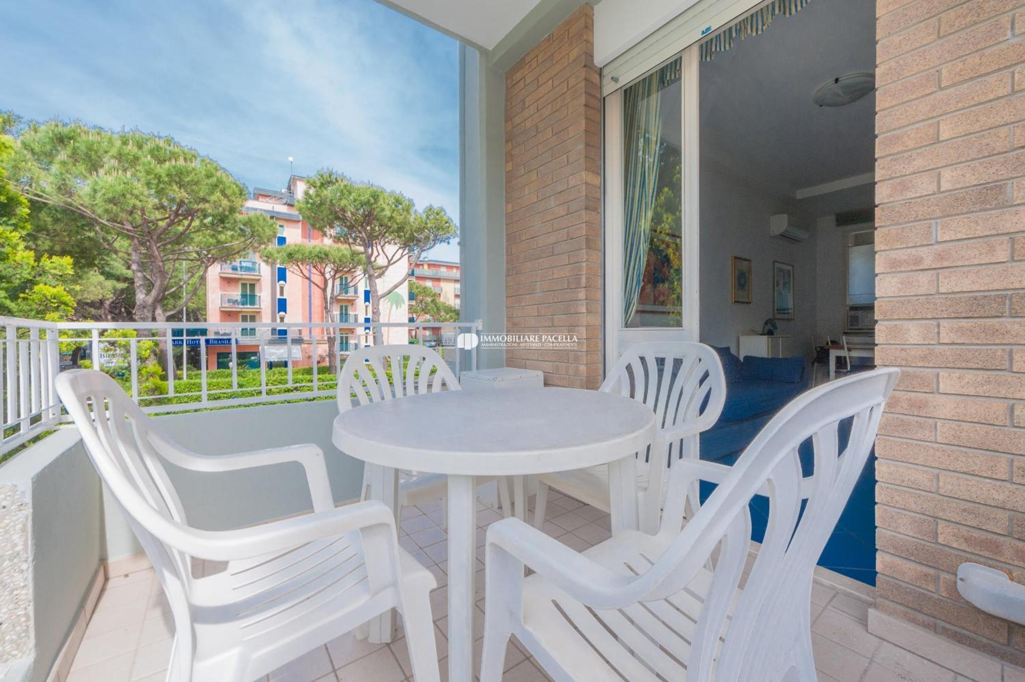 Residence Puerto Del Sol Immobiliare Pacella ลิโดดิเยโซโล ภายนอก รูปภาพ